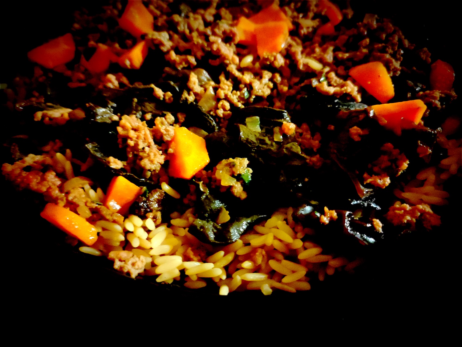 Riz, champignons, carottes, échalotes complètent en effet ce plat.