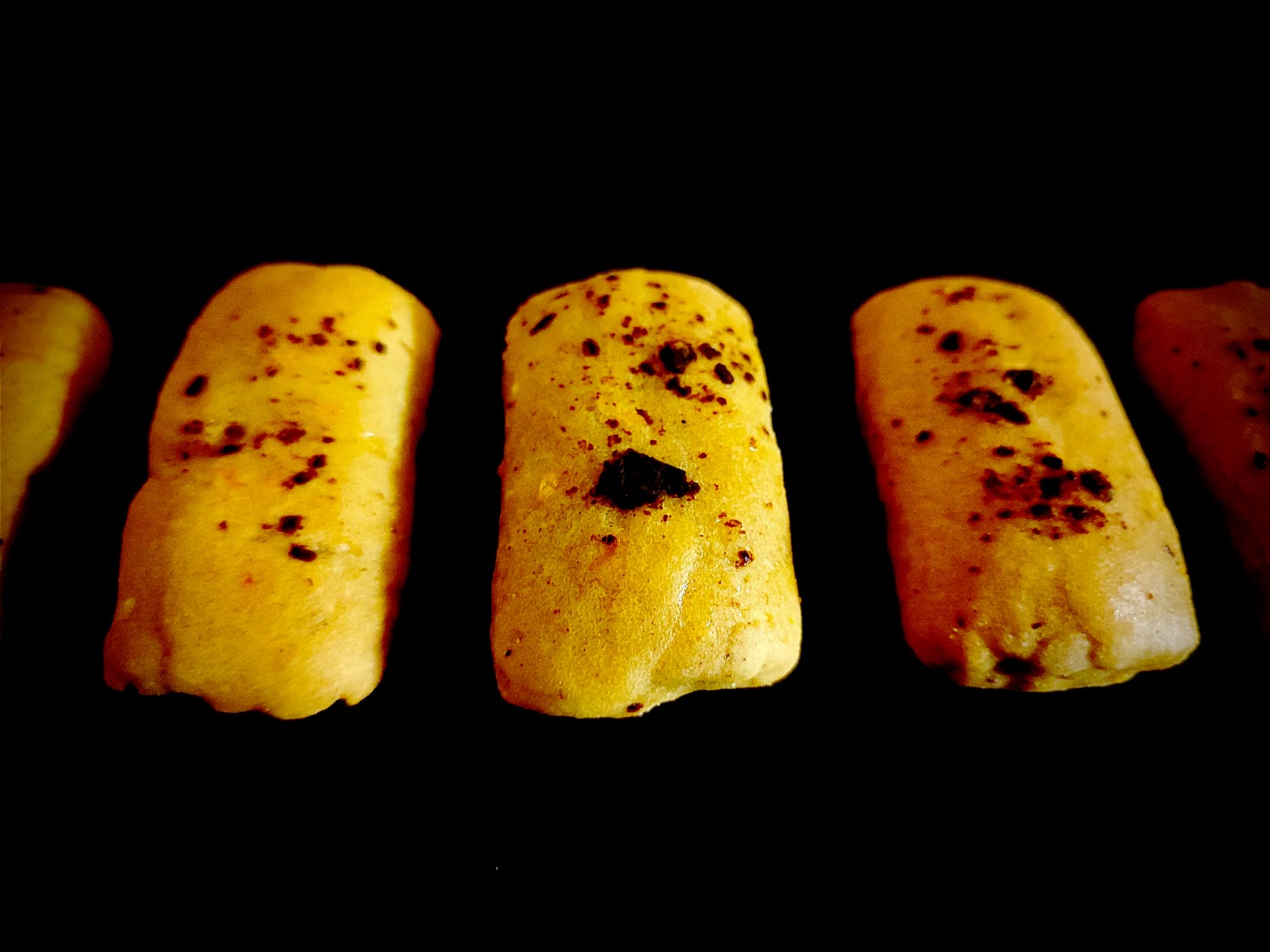 Le biscuit autour reste croquant, mais un peu moins qu’on peut se l’imaginer si on connait l’équivalent industriel. Par contre il propose bien des saveurs supplémentaires.